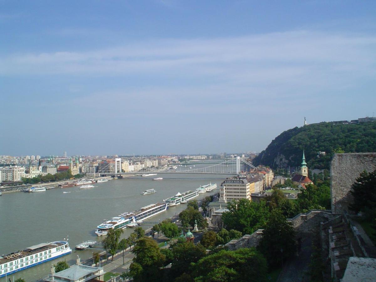 Cuki Apartment Budapest Eksteriør billede